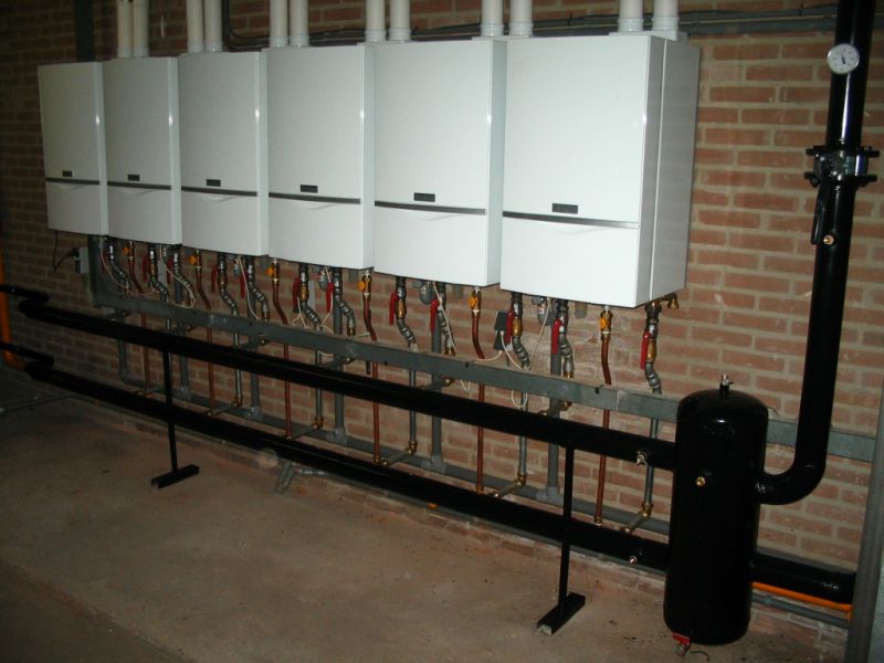 ACN Techniek verving de ketels bij Stichting NAK in Emmeloord en realiseerde twee cascadesystemen met in totaal negen Vaillant ketels.